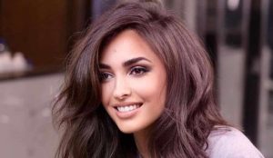 Long bob: o corte feminino tendência do momento.