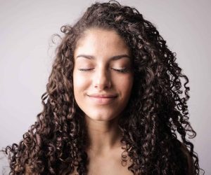 Finalizador de cachos: cachos perfeitos, definidos e sem frizz.