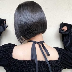 Mini bob: o corte que está redesenhando rostos (e autoestimas) pelo Brasil