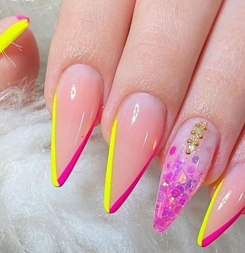 unhas decoradas para o carnaval