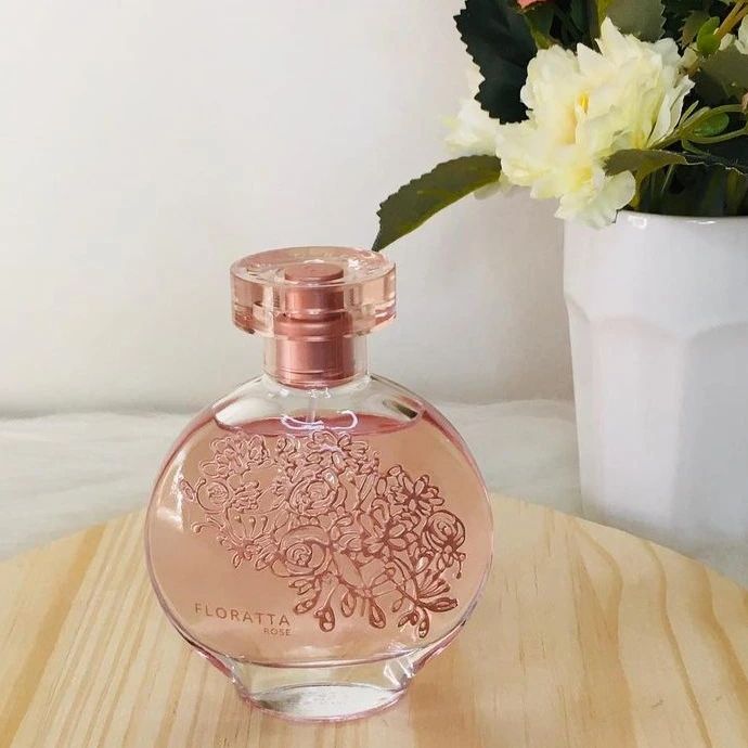 Perfumes femininos nacionais que passam uma "vibe de princesinha".