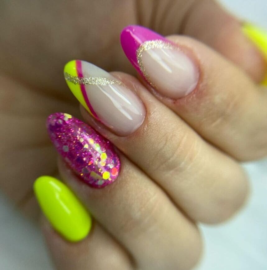  unhas para carnaval com glitter