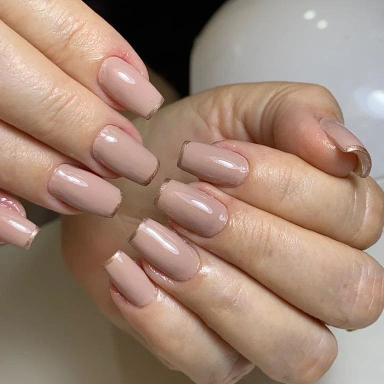 Unhas nude