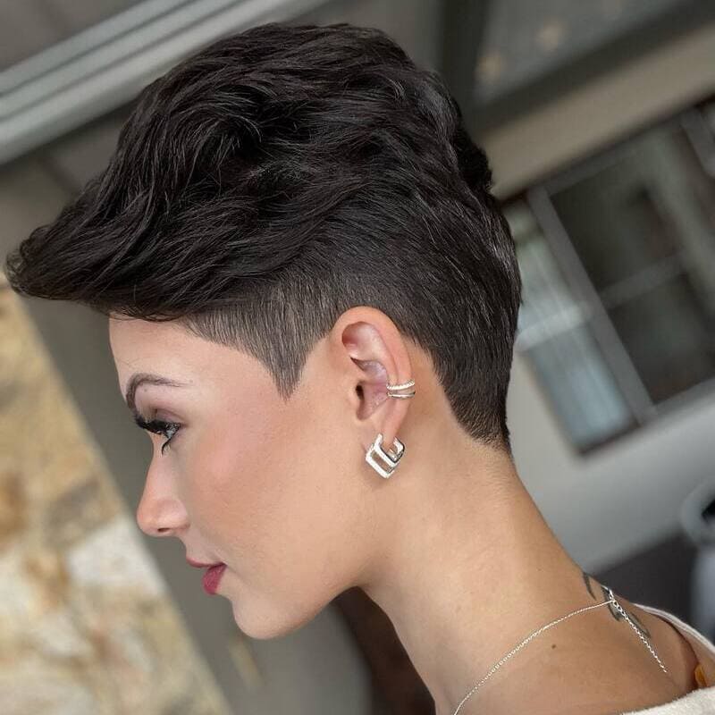 Corte joãozinho feminino (Pixie)