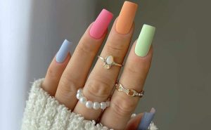 Unhas Coloridas e Criativas: Inspire-se com 5 Designs para o Dia a Dia