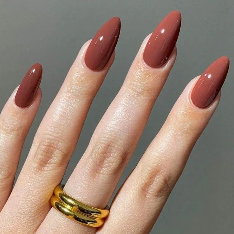 9 ideias de unhas elegantes que são tendência para o outono.