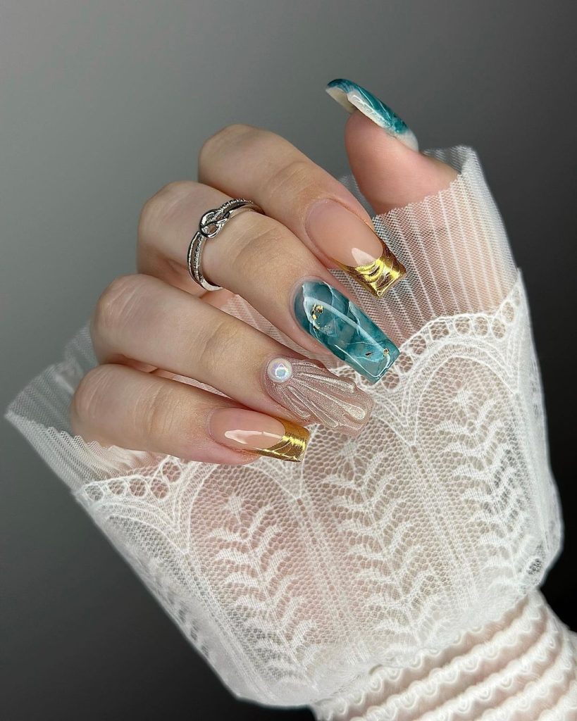 Sea shell nails