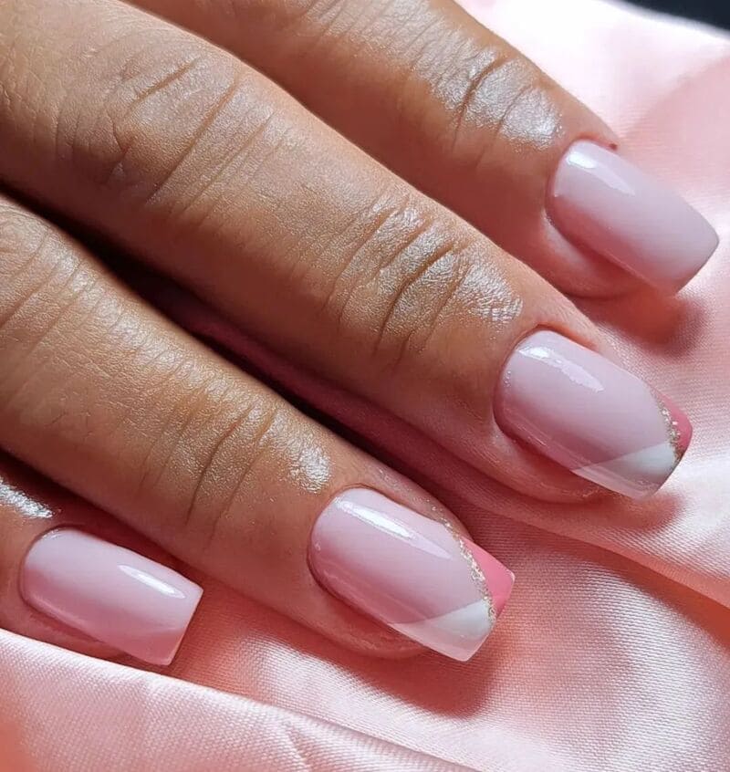 decorações de unhas rosa claro