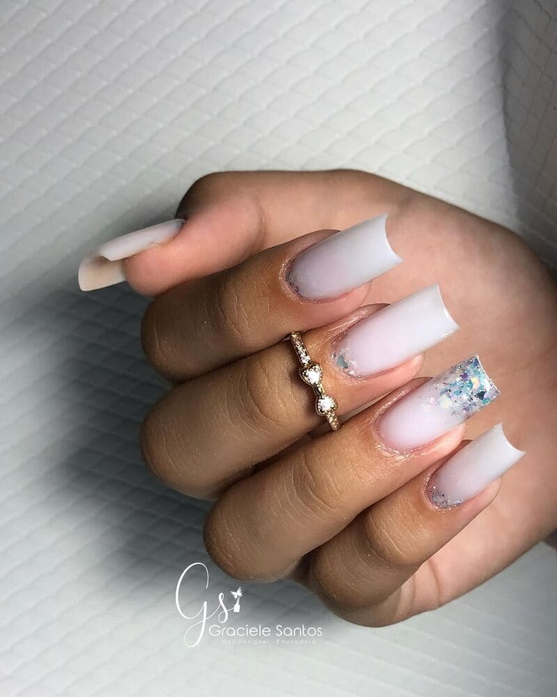 Ideias de Unhas Brancas e Delicadas