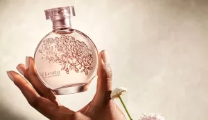 Floratta Cerejeira em Flor: A Delicadeza da Primavera em uma Fragrância