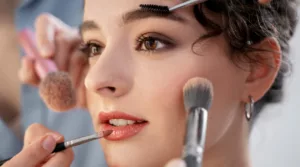 Base ou Corretivo primeiro? Saiba qual é a Sequência Ideal para uma make Perfeita
