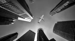 O que significa Sonhar com Avião Caindo? Descubra Todas as Interpretações e Revelações