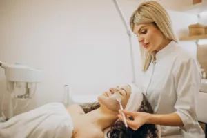 Manchas na Pele: Como Prevenir e Recuperar Sua Confiança com Dicas Valiosas