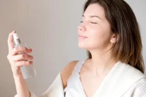 Layering de perfumes: a tendência que transforma fragrâncias em experiências únicas