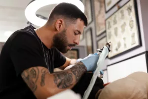 Remoção de Tatuagem: Métodos, Cuidados e Segredos que Você Precisa Conhecer