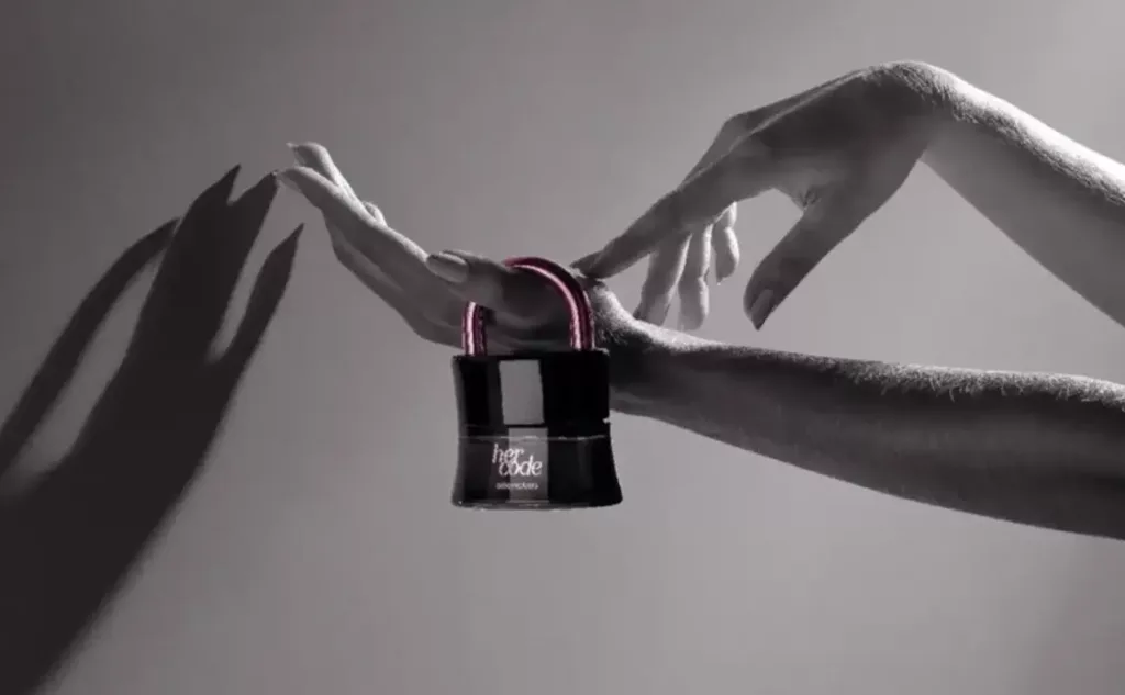 a10525c3 48f7 4da0 880d 07bb60d67ac0 bot 59555 her code touch edp perfume maos 03