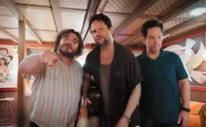 Selton Mello, Jack Black e Paul Rudd improvisam música nos bastidores de ‘Anaconda’
