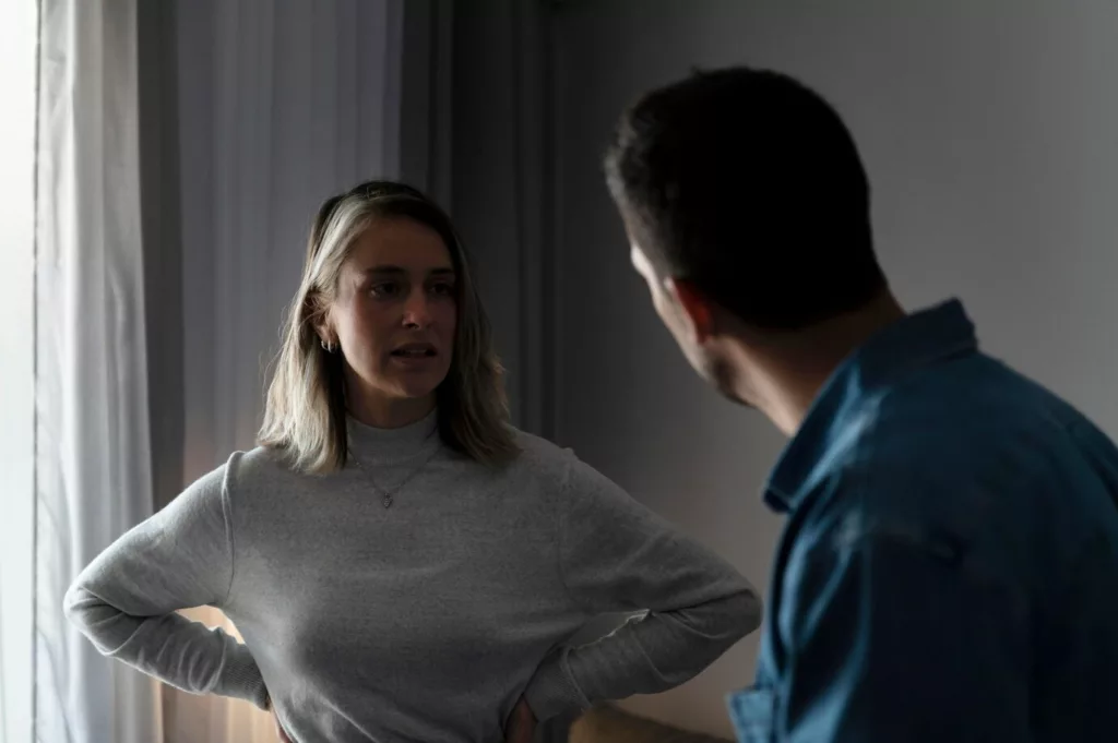 narcisistas 2 - Frases que os narcisistas usam para te ferir – e como reagir de forma inteligente