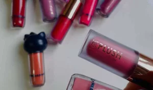 Blush líquido: os segredos para aplicar e realçar sua beleza natural com o tom ideal