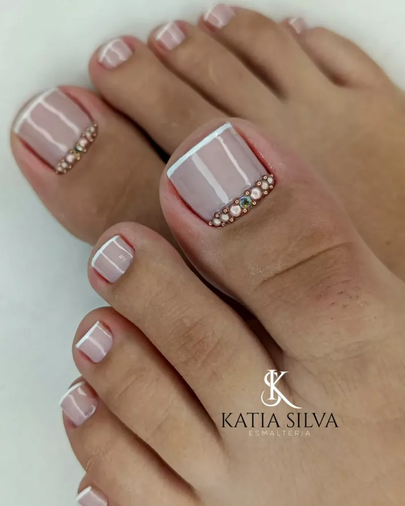 francesinha joias - Inspiração de unhas para os pés: 5 ideias delicadas e encantadoras.