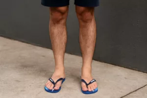 Atenção, geeks! Havaianas lança chinelo oficial do novo filme do Superman