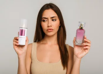 assets task 01k0tee1keetrbatqkcvkghcwp 1753234417 img 1 - Body splash ou perfume? Entenda as diferenças e escolha o ideal para você