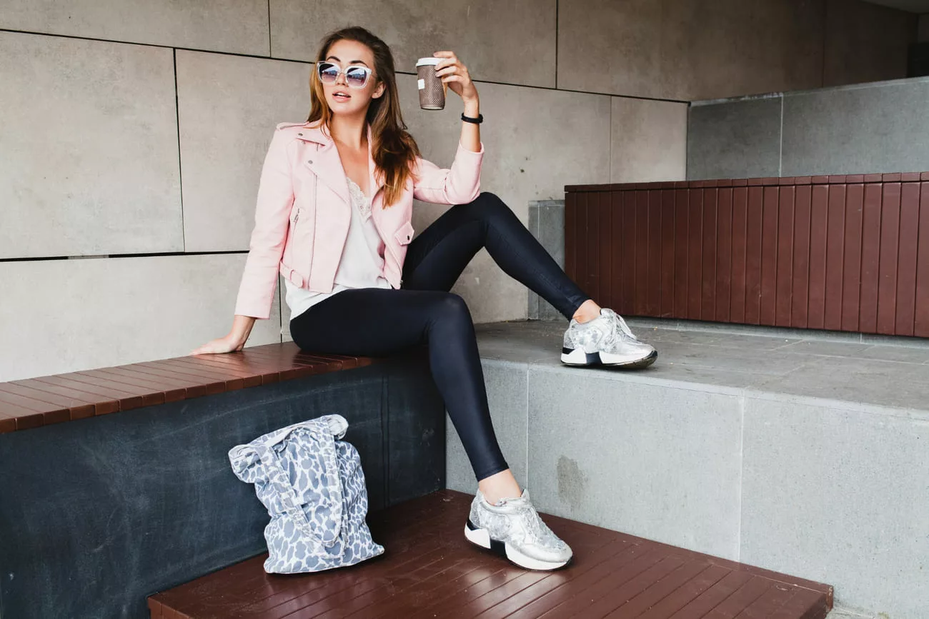 legging 1 - Como a legging vira peça-chave nos dias frios e ganha status de protagonista no look
