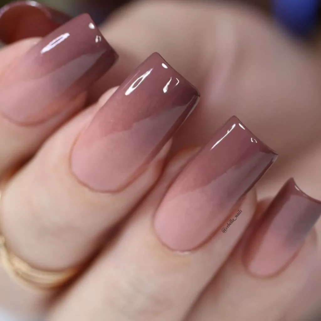 unha degrade 1 - Unhas degradê: a técnica queridinha que está bombando no inverno
