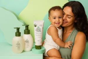 Natura Mamãe e Bebê lança linha capilar para cachos e crespos infantis