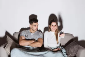 5 Filmes sobre divórcio que arrancam risadas e inspiram recomeços