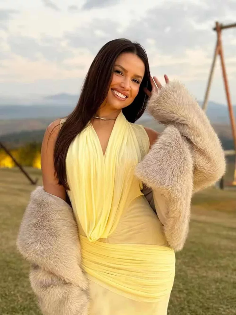 celebrando o amor de gioewbank e brunogagliasso styling fabianaleite look davidkomalondonj 3 - Juliette brilha com vestido amarelo de luxo em celebração de Giovanna Ewbank e Bruno Gagliasso