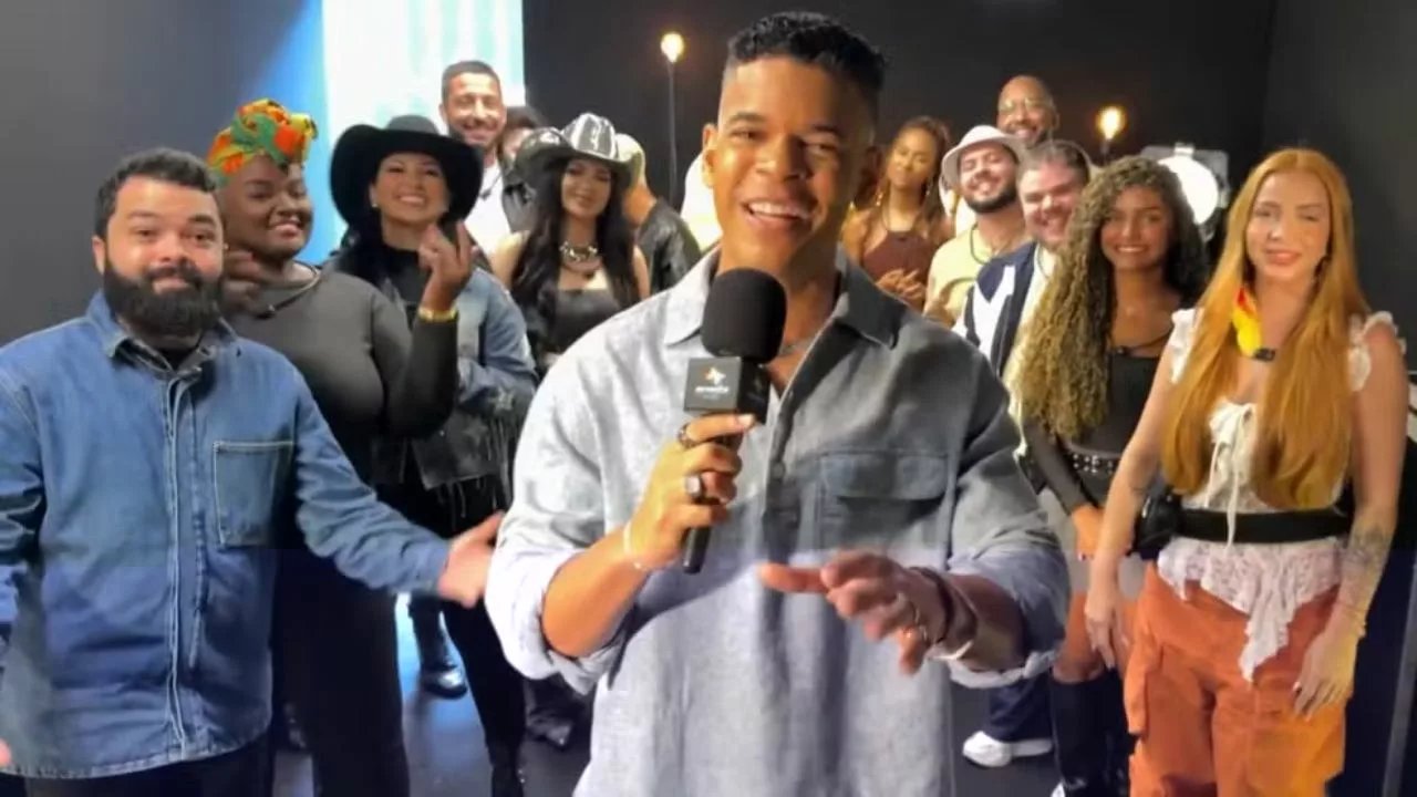 estrela - Estrela da Casa estreia com emoção e estreia dos participantes no CT Musical