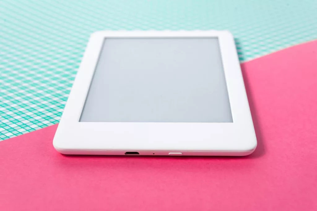 kindle - Pirataria no Kindle: nova atualização da Amazon bloqueia acesso a livros via USB