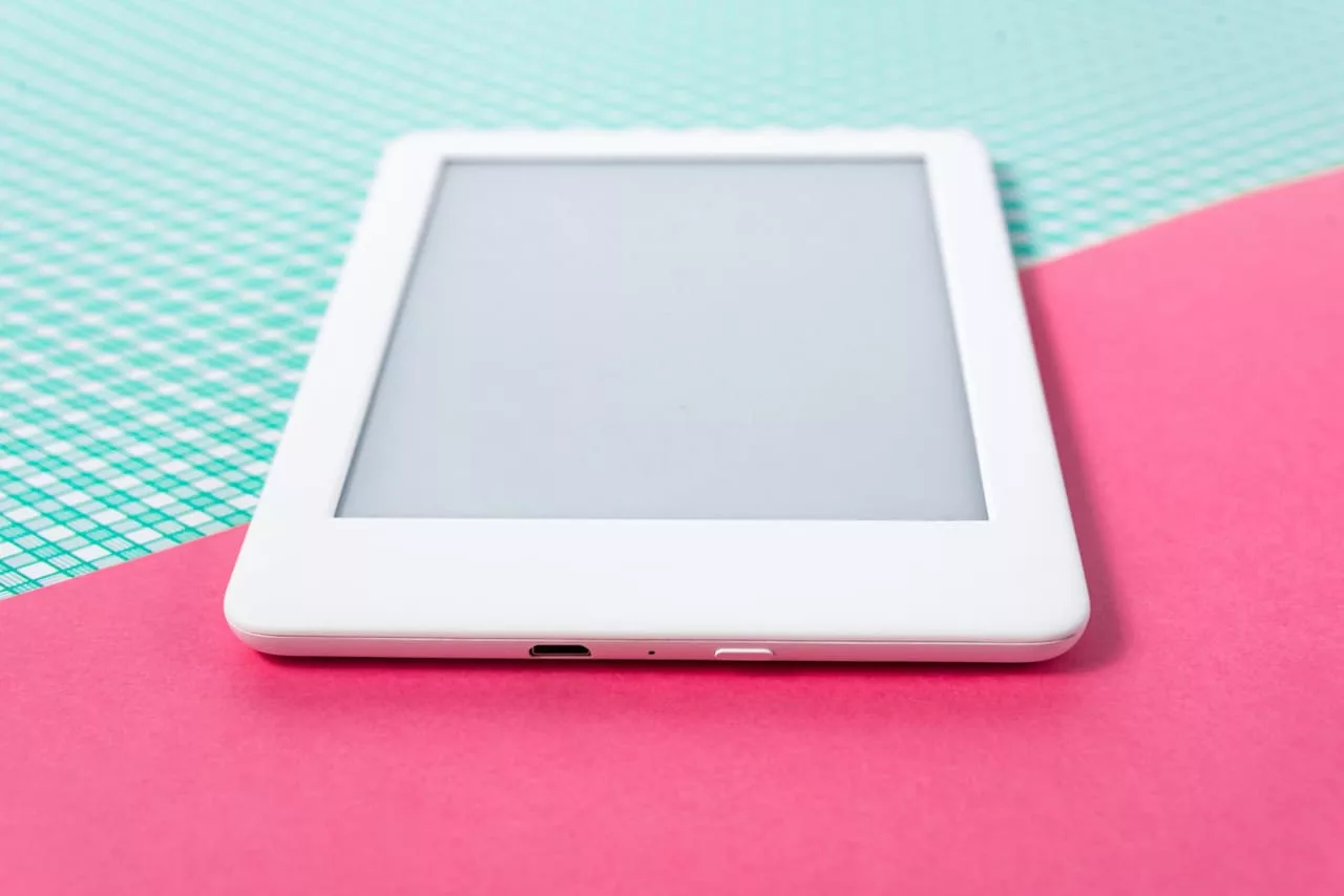 kindle - Pirataria no Kindle: nova atualização da Amazon bloqueia acesso a livros via USB