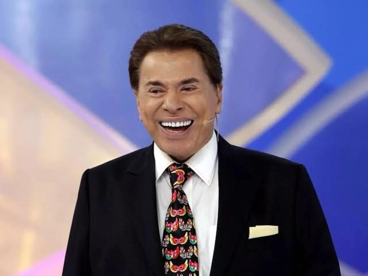 sivio - Um ano sem Silvio Santos: o SBT resiste às mudanças e encara novos desafios