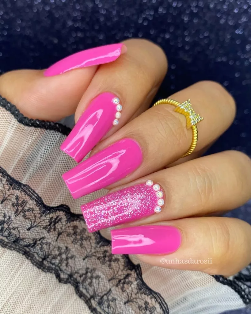 unha rosa delicada 2 - Unhas rosas delicadas: tendências, combinações e inspirações
