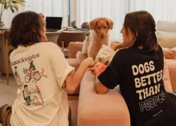 GoldeN 1024x682 1 - GoldeN e IDWT lançam coleção que celebra o amor incondicional entre humanos e seus pets