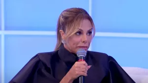 “Sinto culpa até hoje”: Poliana abre o jogo sobre estudos de Zé Felipe