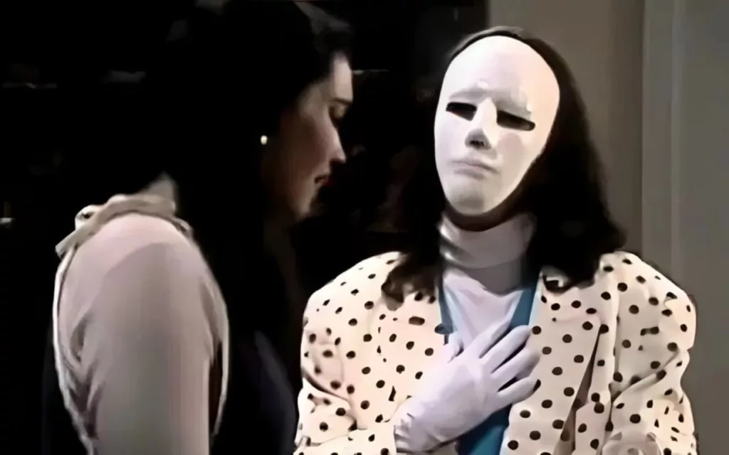 carmen adonai a viagem mascarado 2207 - Adonay não fica com Carmem no fim de “A Viagem”: máscara cai e passado define destino