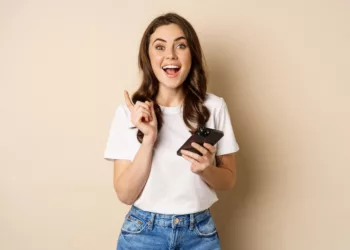 celular pix - Pix lança “botão de contestação” para vítimas de golpes