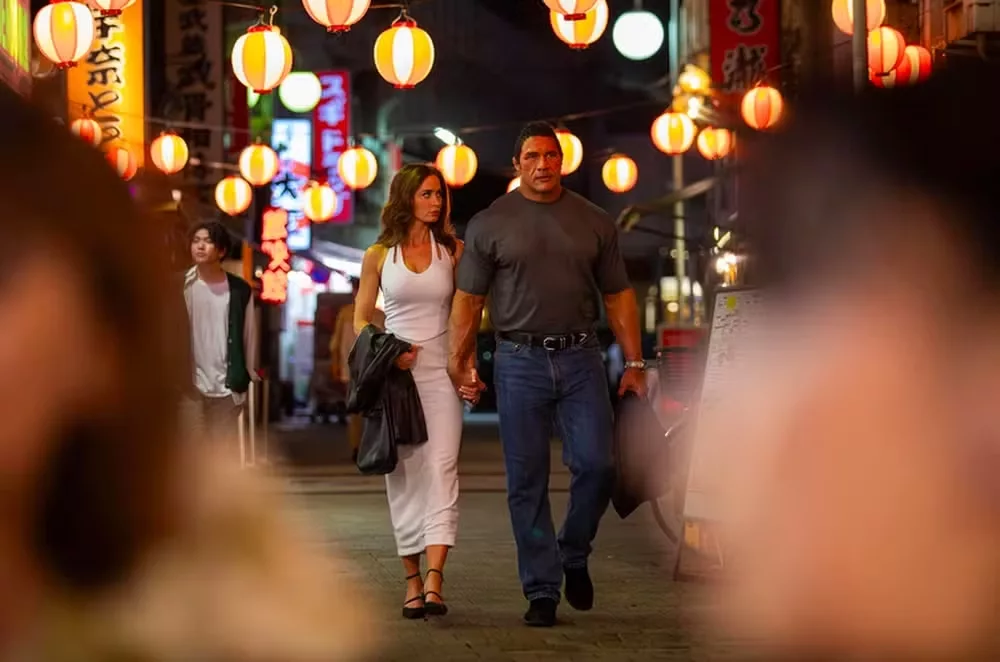 filme novo the rock 2 - The Rock chora ao ser ovacionado em Veneza por filme que o fez perder quase 30 kg