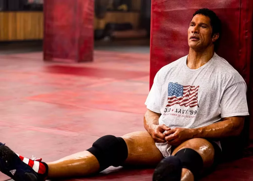 filme novo the rock 3 - The Rock chora ao ser ovacionado em Veneza por filme que o fez perder quase 30 kg