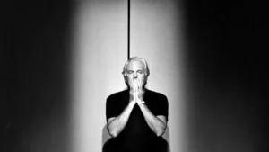 Giorgio Armani se vai aos 91 anos e deixa um legado de elegância eterna