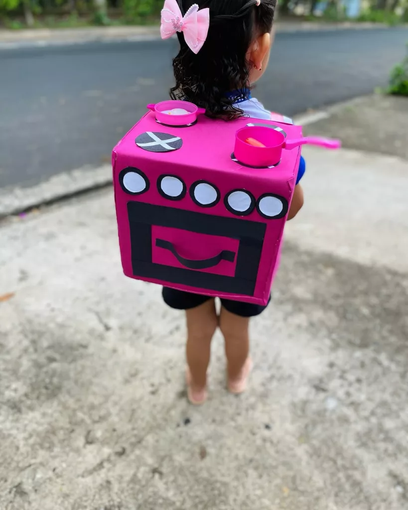 ideias de mochila maluca para escola - Mochila maluca de fogão rosa