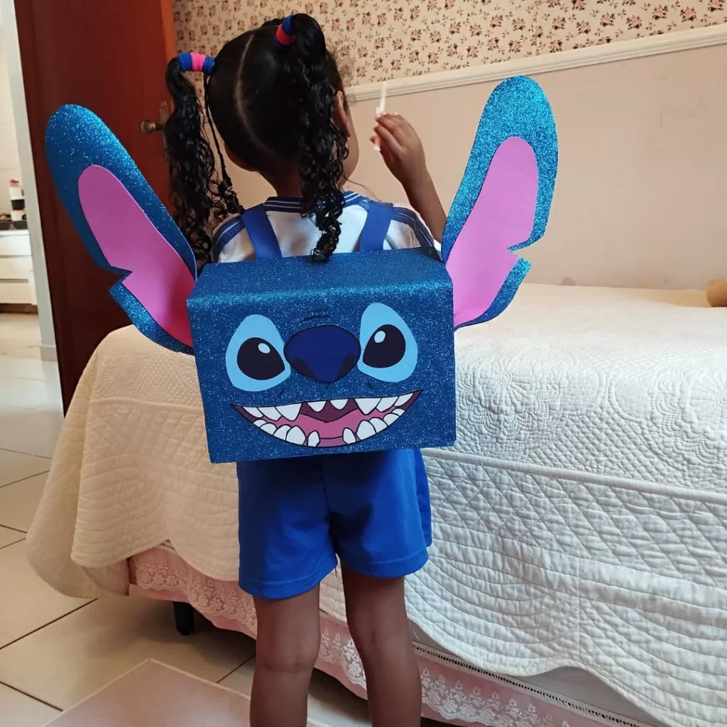 ideias de mochila maluca para escola - Mochila maluca do Stitch