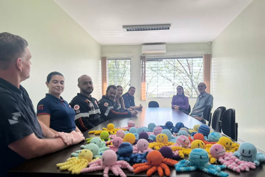 polvinho croche 2 - Polvinhos de crochê feitos por detentos viram gesto de carinho para crianças do Samu