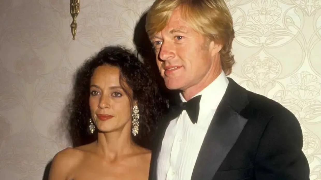 robert redford com sonia braga em cannes - “Uma beleza serena”: Sônia Braga presta tributo emocionante a Robert Redford