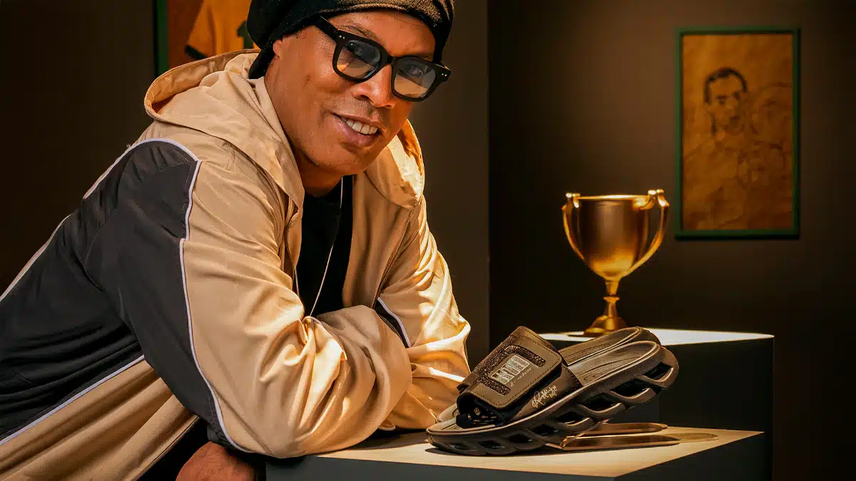 ronaldinho rider.jpg - Ronaldinho Gaúcho assina nova collab com a Rider