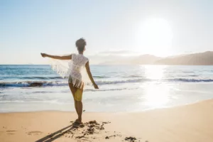 Sonhar com praia: o que esse sonho diz sobre sua vida emocional