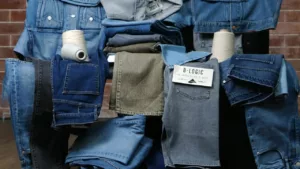 Denim com consciência: B-Logic une inovação e história para transformar o guarda-roupa